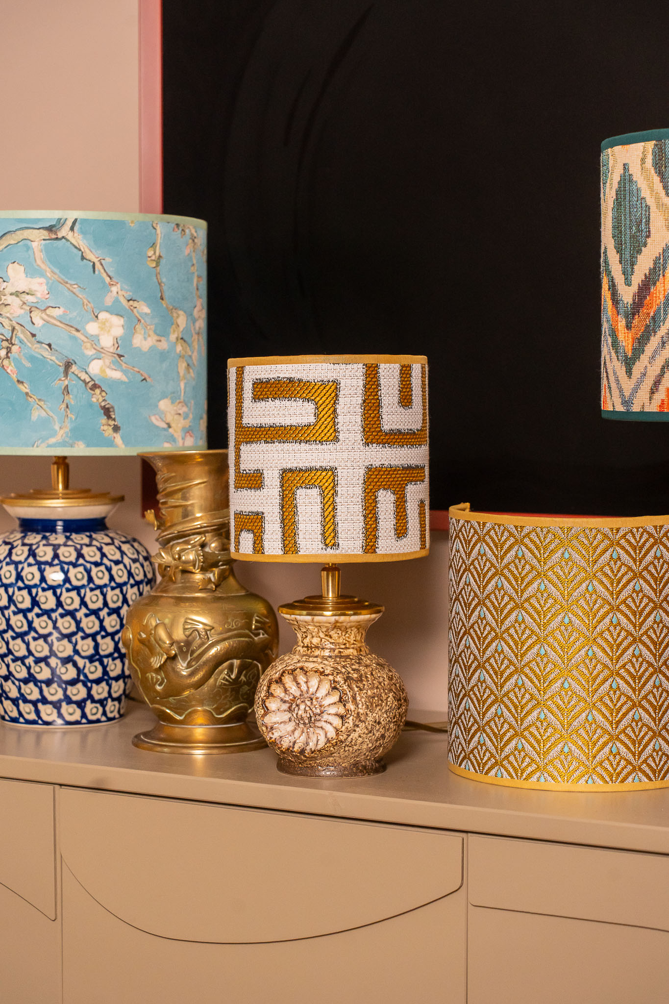 Lampenkap Aurén en lampenvoet Mira EMMS Studio