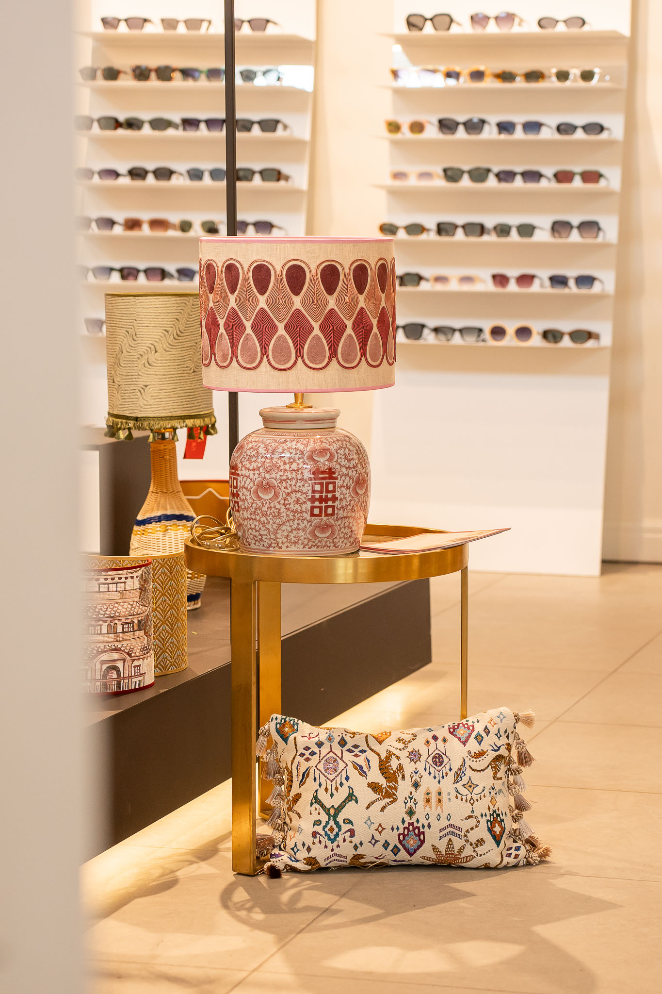 Lamp Sierra roze EMMS Studio sfeer