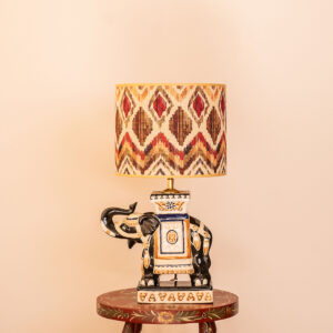 Zarim lampenset met Amaya kap en handbeschilderde Ollie 5 voet. EMMS Studio